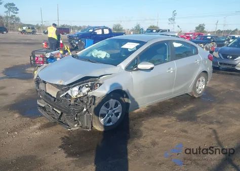 2016 Kia Forte Lx z USA, uszkodzony, nr VIN KNAFK4A6XG5611081